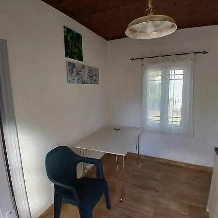 Tatil Evi Grenta Karousádes